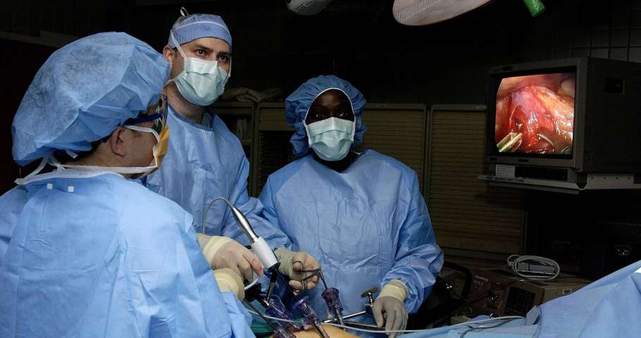 The featured image show Physicians perform laparoscopic stomach surgery. The post is about Inamed Vs Lubomyr Kuzmak