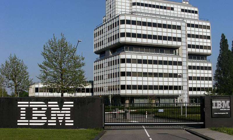 This image depicts the IBM building. IBM has recently filed a patent infringement suit against Priceline. Click on the image to read the full post.