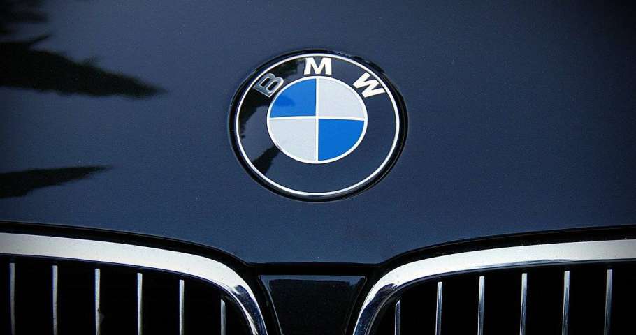 BMW logo x